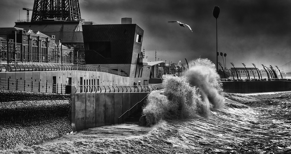 Bad weather in Blackpool. Sony RX10.