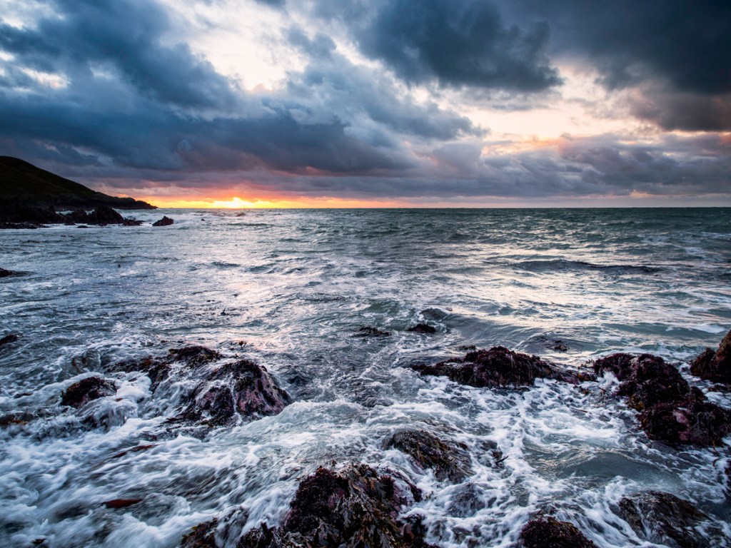 Rough Seas. Olympus EM5. See text for details of settings.