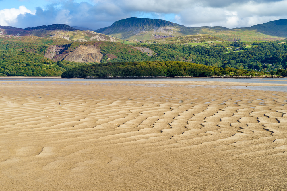 Barmouth, North Wales. Sony A7R, Canon 24-70mm lens, ISO100, f/14.0, 1/50"