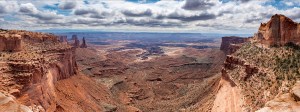 Views at Mesa Arch, Canyonlands National Park, Utah, USA