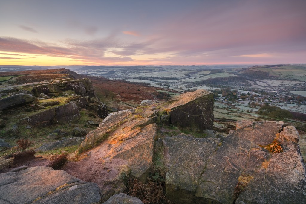 Curbar Edge winter sunrise, Peak District, UK